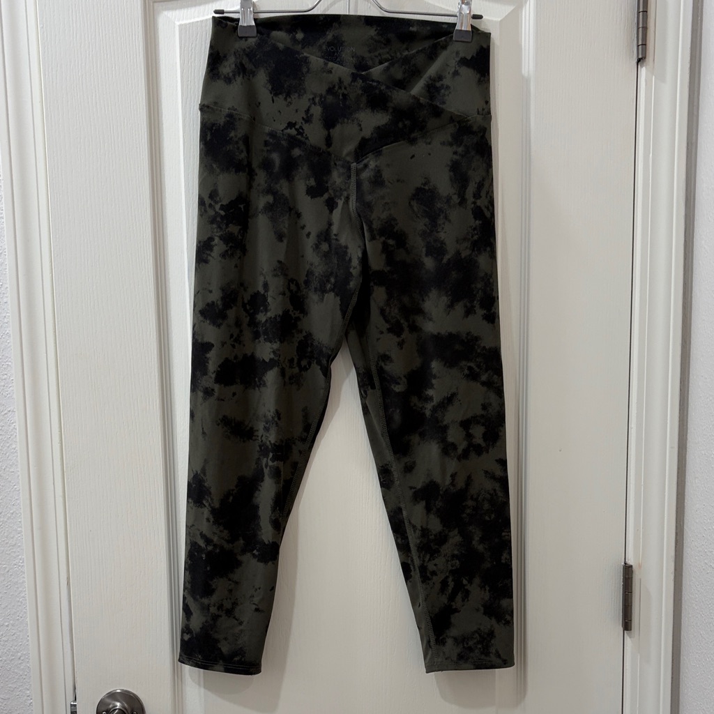 Evolution And Creation Olive & Black Tie-Dye Leggings Sz L